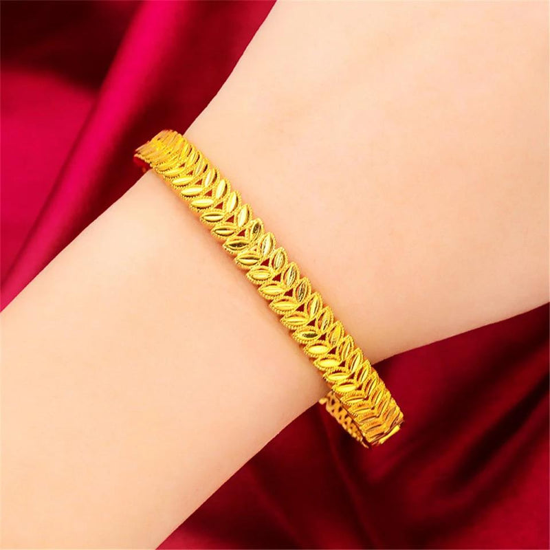 1pc Gold Color Bangle For Women Model-09