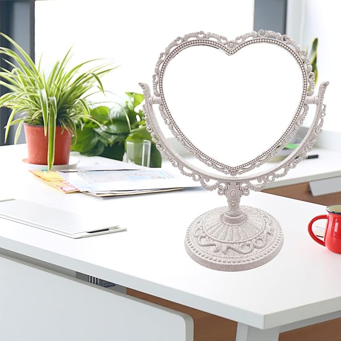 Heart Shaped Cosmetic Mirror S4623256