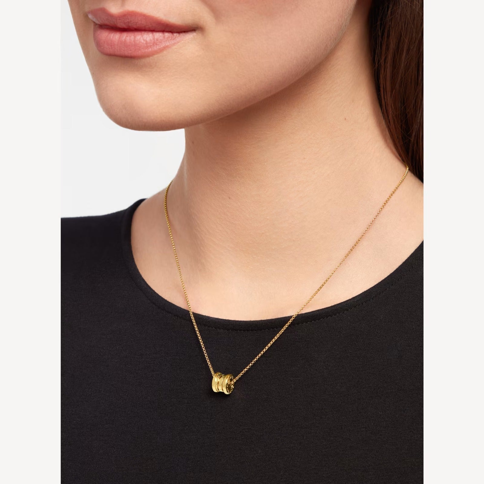 Mini Pendant Yellow Gold Necklace With Chain DN2087 Mini Pendant Yellow Gold Necklace With Chain DN2087
