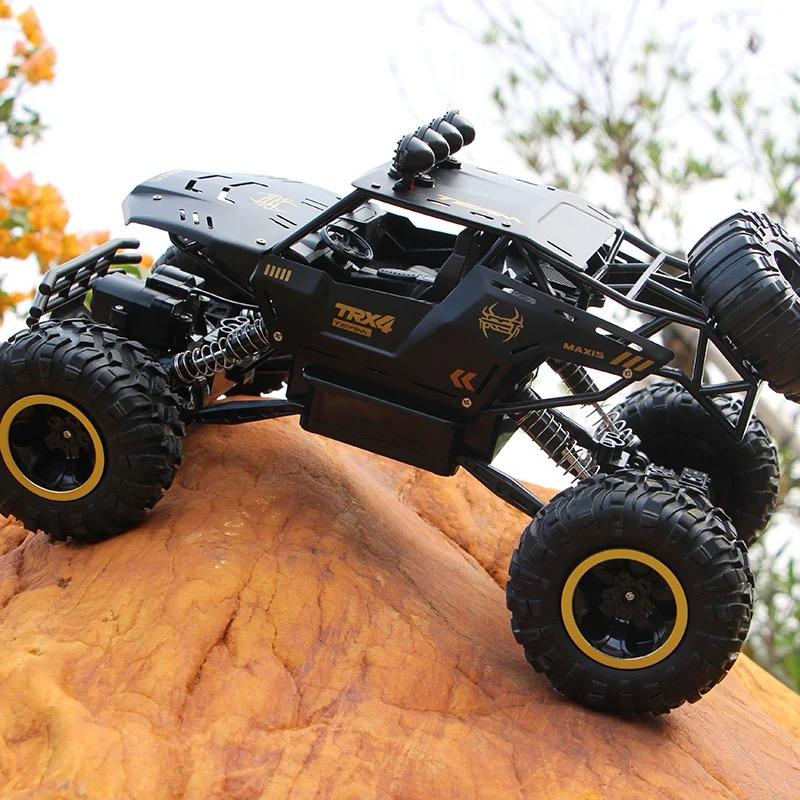 4WD 1:12 Climbing Car 2.4GHz Double Motors Drive Carro Remote Control Model Off-Road Vehicle (37cm) 4WD 1:12 Climbing Car 2.4GHz Double Motors Drive Carro Remote Control Model Off-Road Vehicle (37cm)