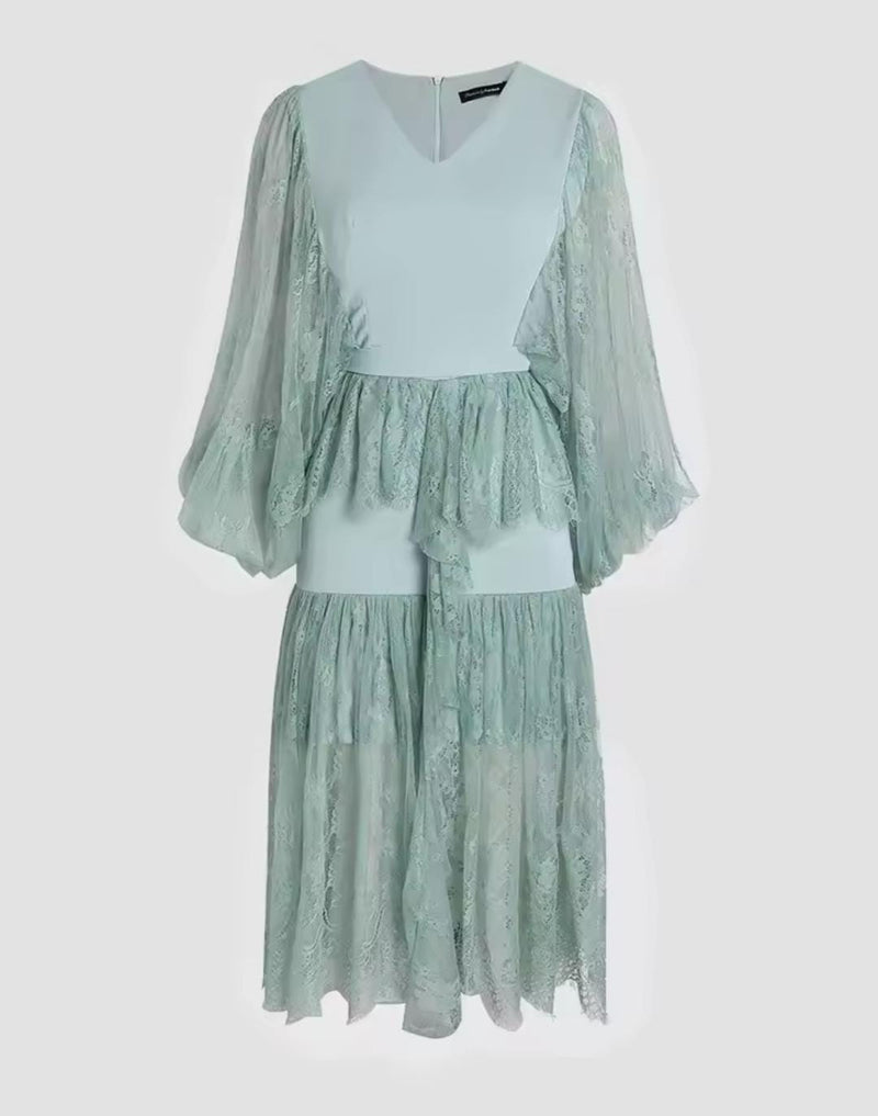 Women's Fordeal - Elegant Green V-Neck Lace Panel Dress    S5146241 - TUZZUT Qatar Online Shopping