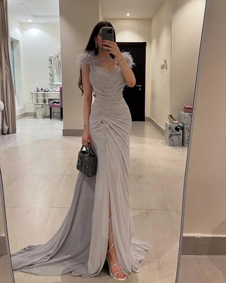 Merida Feather Straps Formal Dresses Chiffon Sweetheart Ruffle Sleeveless Side Slit Court Train Sexy Evening Party Gown 5RKAG7 - Tuzzut.com Qatar Online Shopping