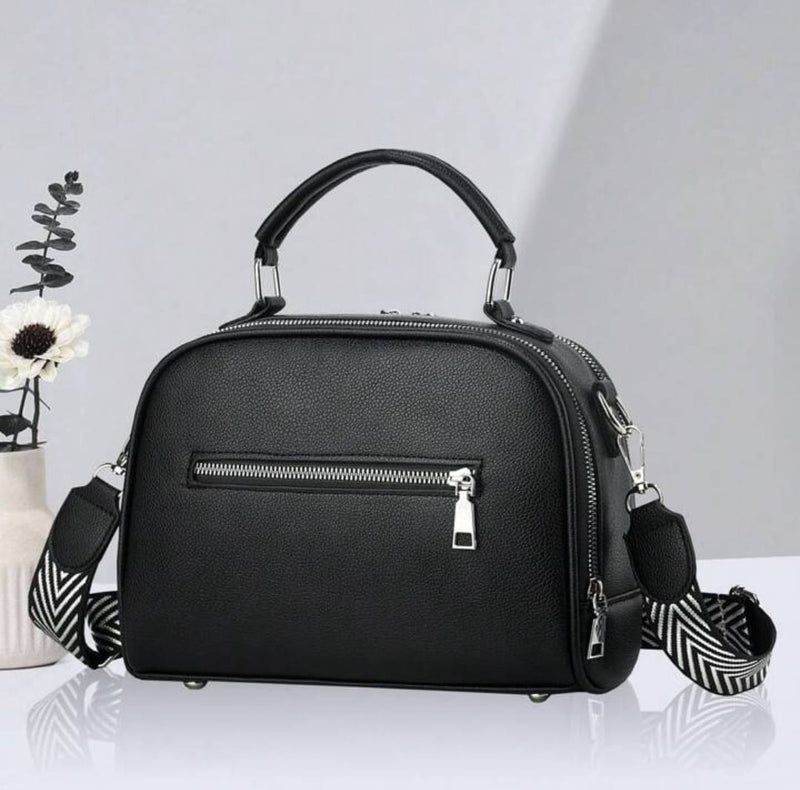 Large Capacity Multi-Pockets Leather Crossbody Bag B815 - TUZZUT Qatar Online Shopping