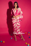 Miyake Pleated Fold Bat Sleeve Print Dress Women's New Temperament Plus Size V-neck Fashion Slim One Size Casual Dress S4609119 - Tuzzut.com Qatar Online Shopping