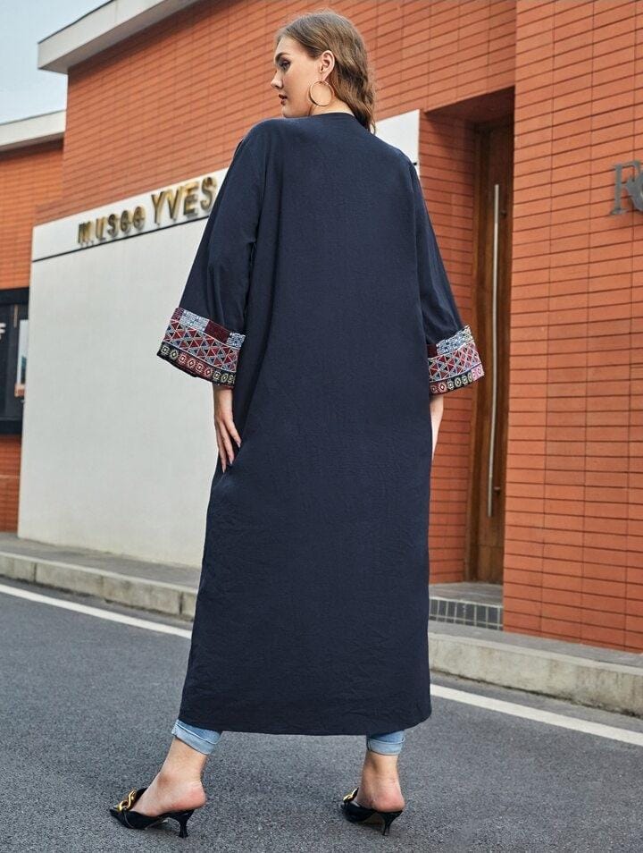 Najma CURVE Plus Geo Print Roll Up Sleeve Open Front Abaya     S3455290 - TUZZUT Qatar Online Shopping