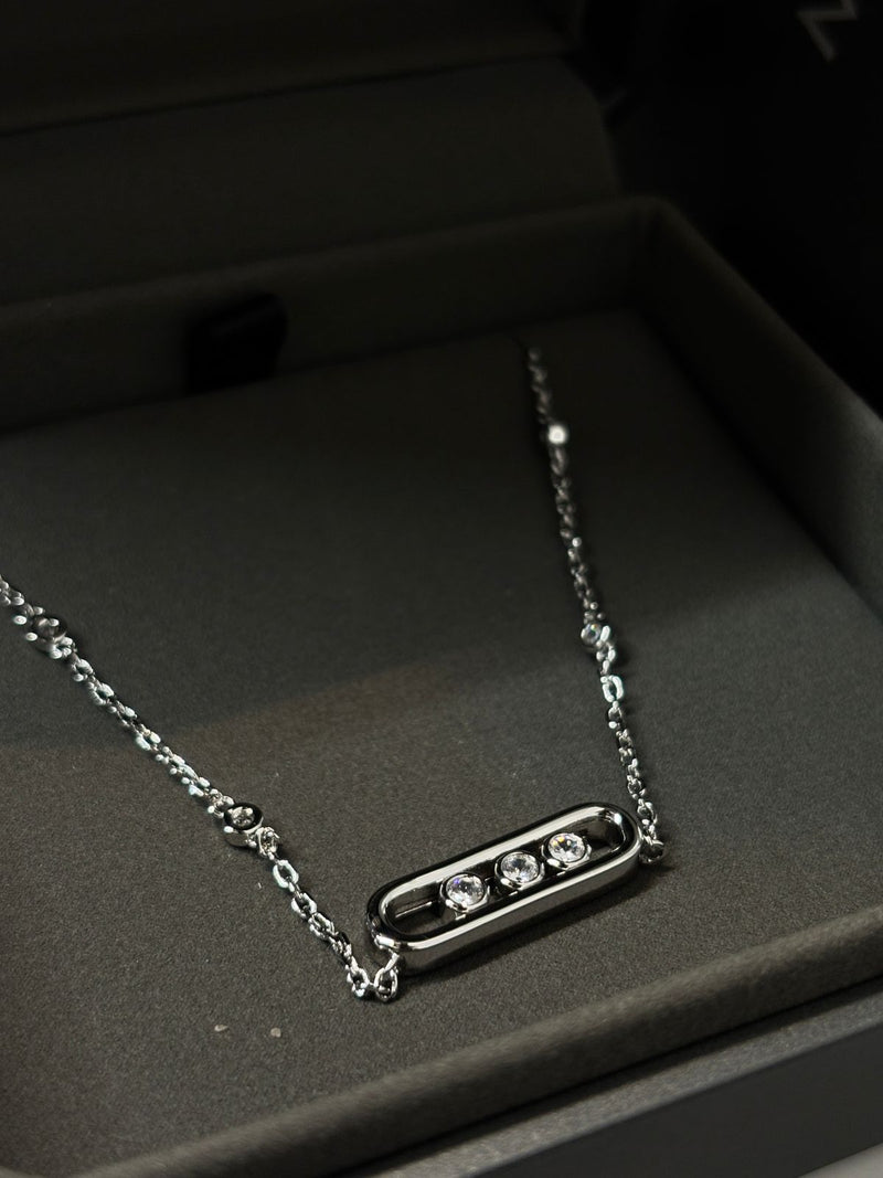 Silver Diamond Necklace DN78569 - TUZZUT Qatar Online Shopping