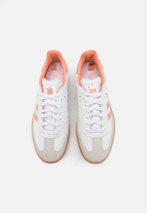Superstar Trainers Kith Classics Sneakers BB6168 Superstar Trainers Kith Classics Sneakers BB6168
