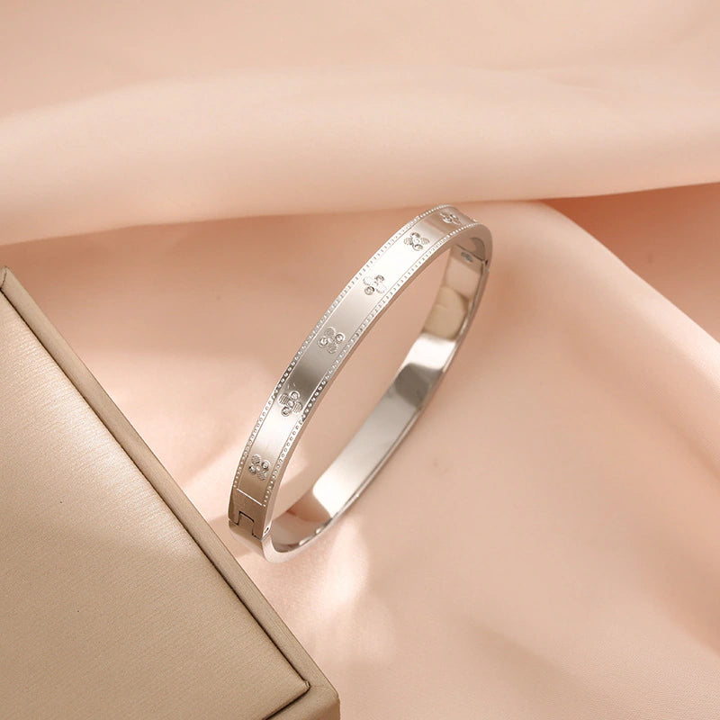 Women's Bracelets 492776 Women's Bracelets 492776