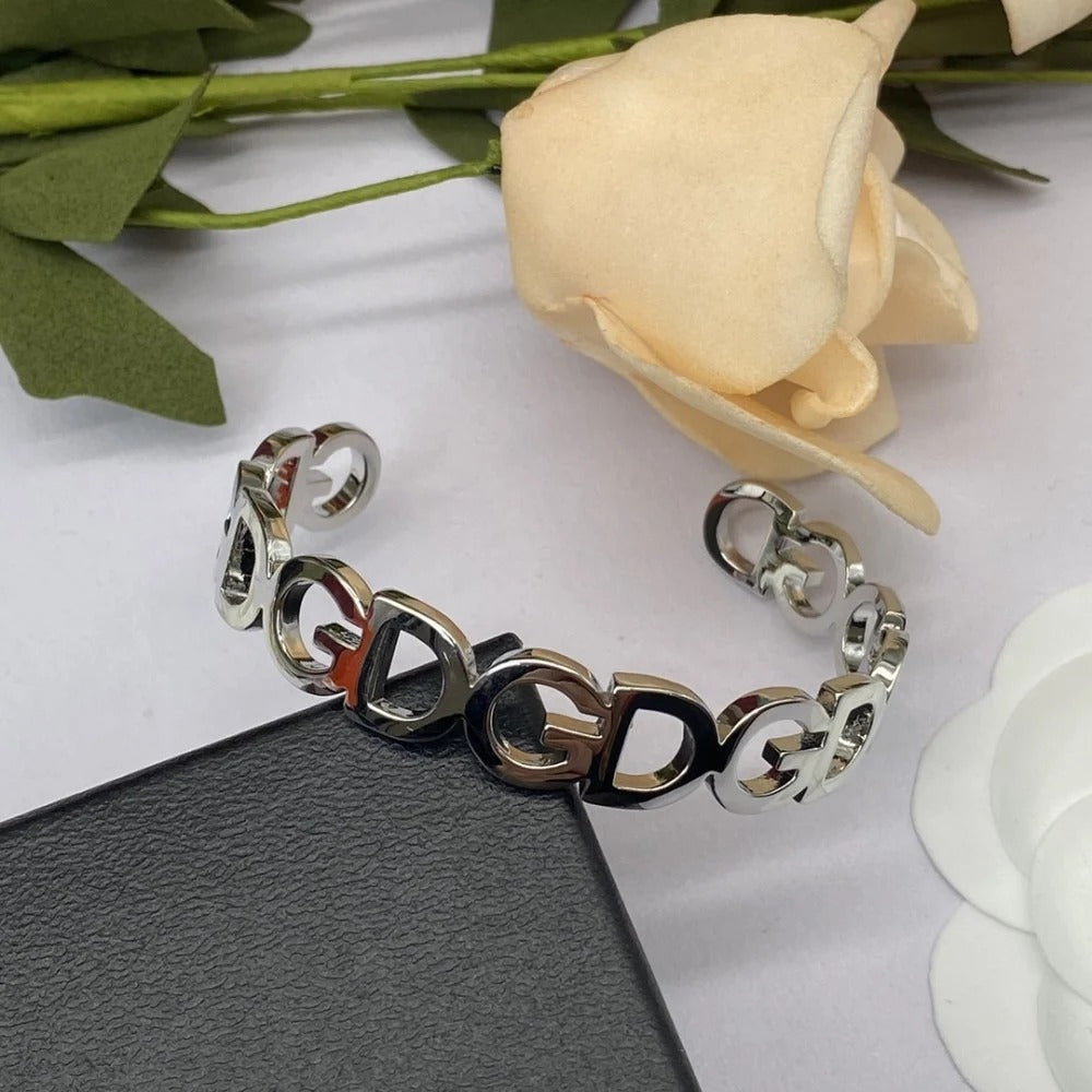 Stainless Steel Bracelet DN2103 Stainless Steel Bracelet DN2103