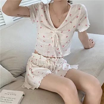 Pajamas for Teen Girls Floral Print Korean Style Pajamas Summer Pijama Pajamas Mini Top Shorts Suit Loungewear S3238769 Pajamas for Teen Girls Floral Print Korean Style Pajamas Summer Pijama Pajamas Mini Top Shorts Suit Loungewear S3238769