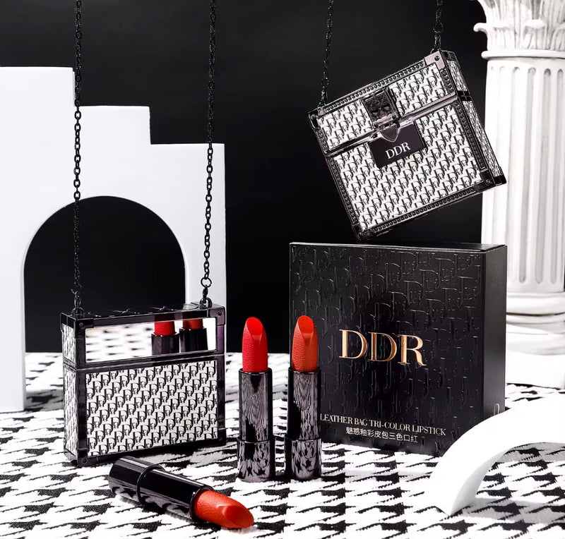 Black Bag Lipstick Kit 504179 - TUZZUT Qatar Online Shopping