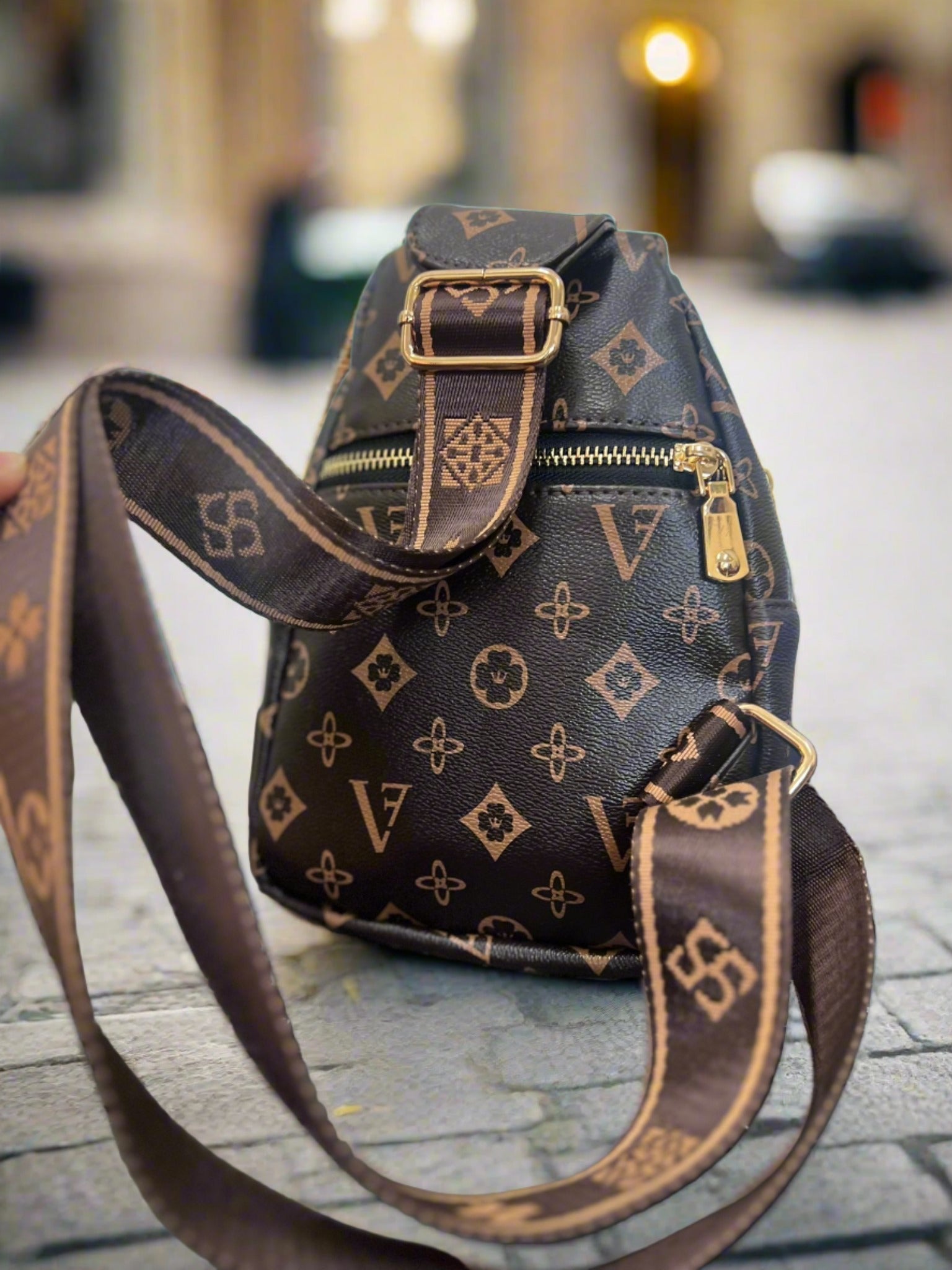 Womens Stylish Shoulder chest Bag - B2207 Womens Stylish Shoulder chest Bag - B2207