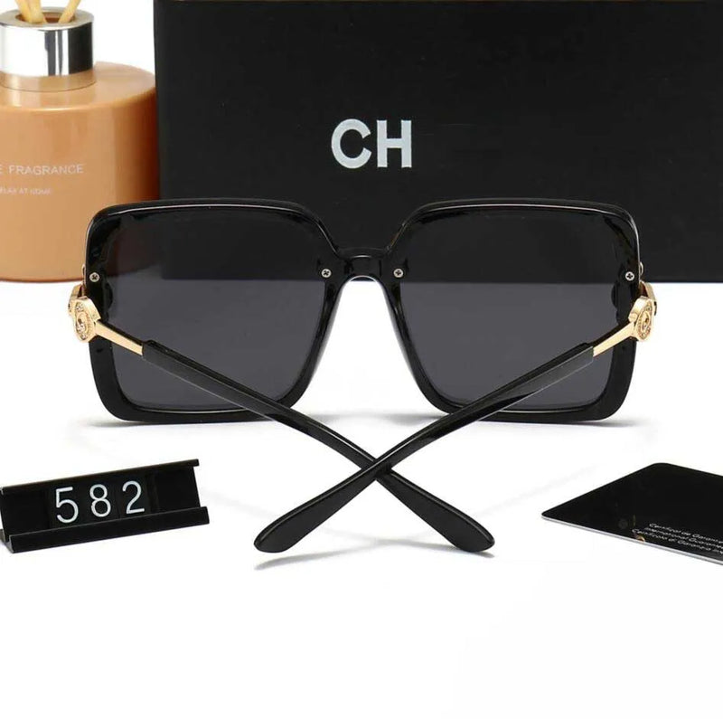 Stylish Lightweight Sunglasses S9002 - TUZZUT Qatar Online Shopping