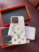 Designer Cover Case for iPhone 13Pro PC1015 - TUZZUT Qatar Online Shopping