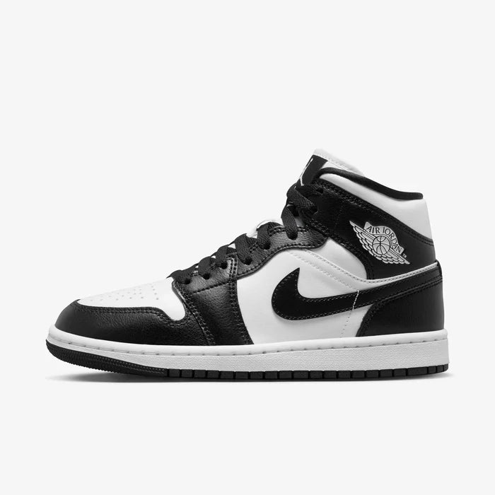 White-on-White Black Classic Shoes BV1111 White-on-White Black Classic Shoes BV1111