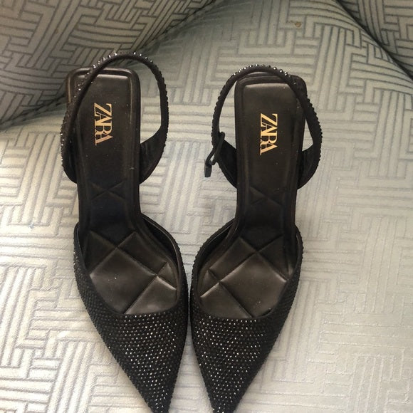 Zara black strap bedazzled heel sandals S4810269 - TUZZUT Qatar Online Shopping