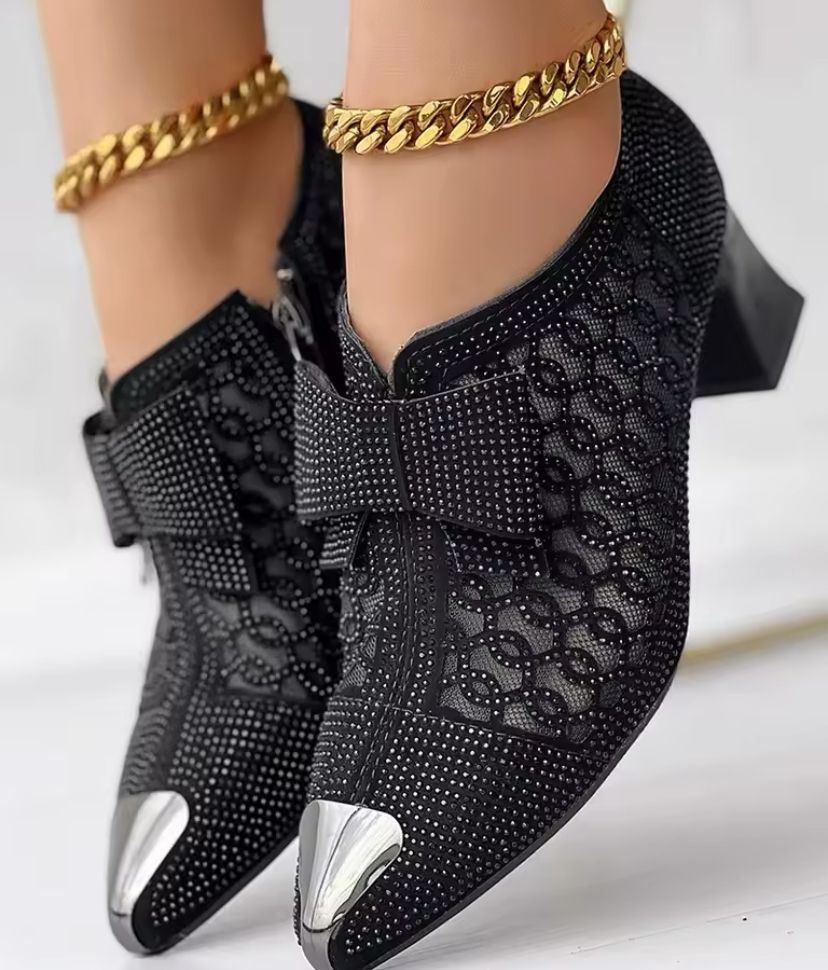 Heels Women's Hollow Mesh Shoes Fashion Rhinestone Square Heel B127830 Heels Women's Hollow Mesh Shoes Fashion Rhinestone Square Heel B127830