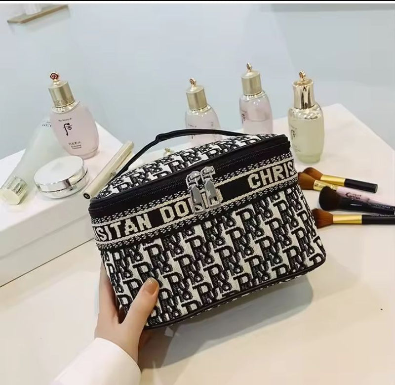 New ins Cosmetic Bag Portable Large Capacity Travel Waterproof Storage Bag  X4523694 - TUZZUT Qatar Online Shopping