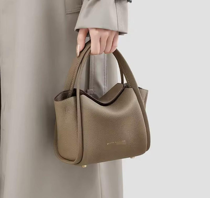 Women's Small Light Luxury i Bucket Bag   X1479302 - TUZZUT Qatar Online Shopping