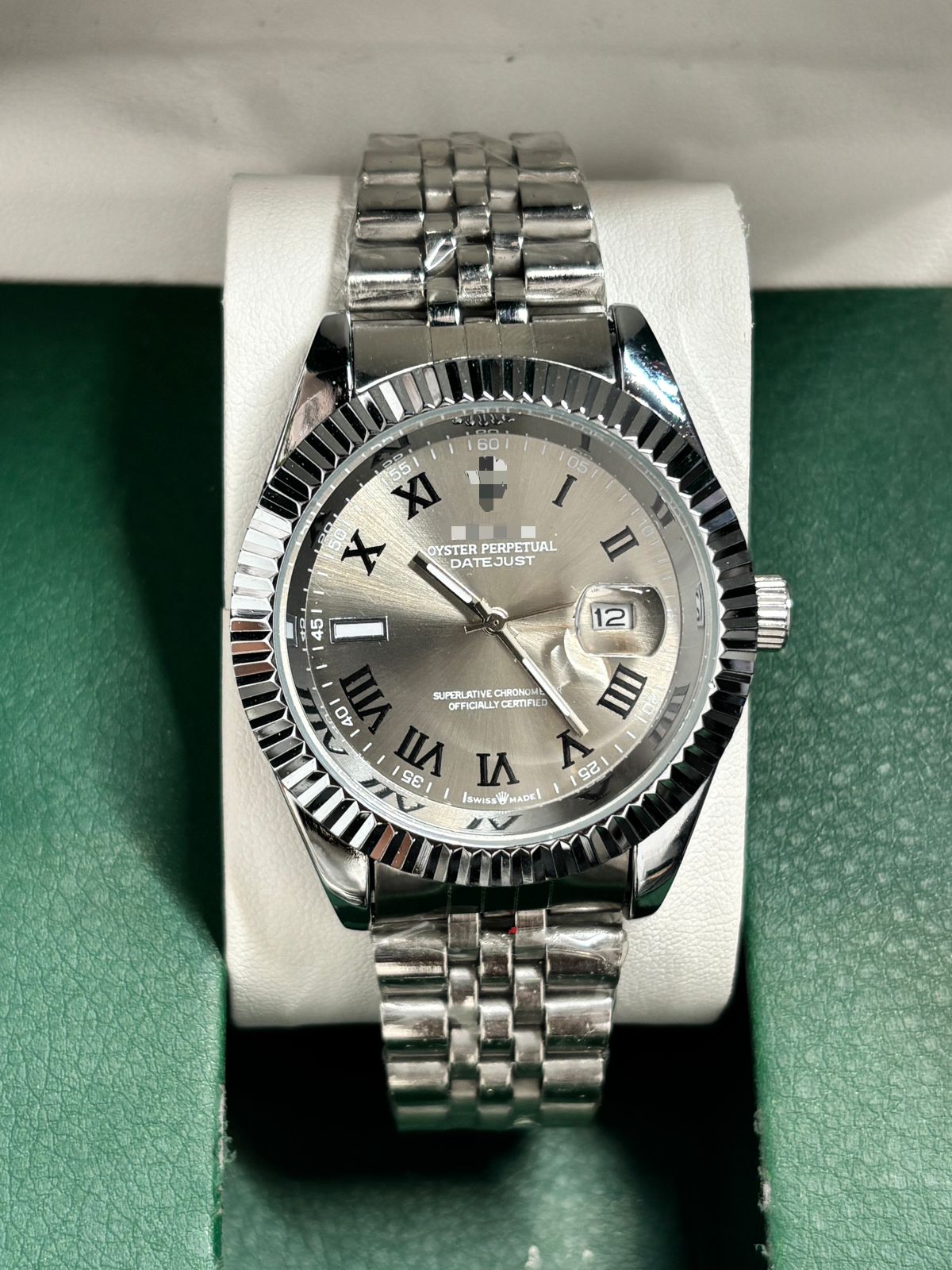 Mens Luxury New Stylish Watch W32487