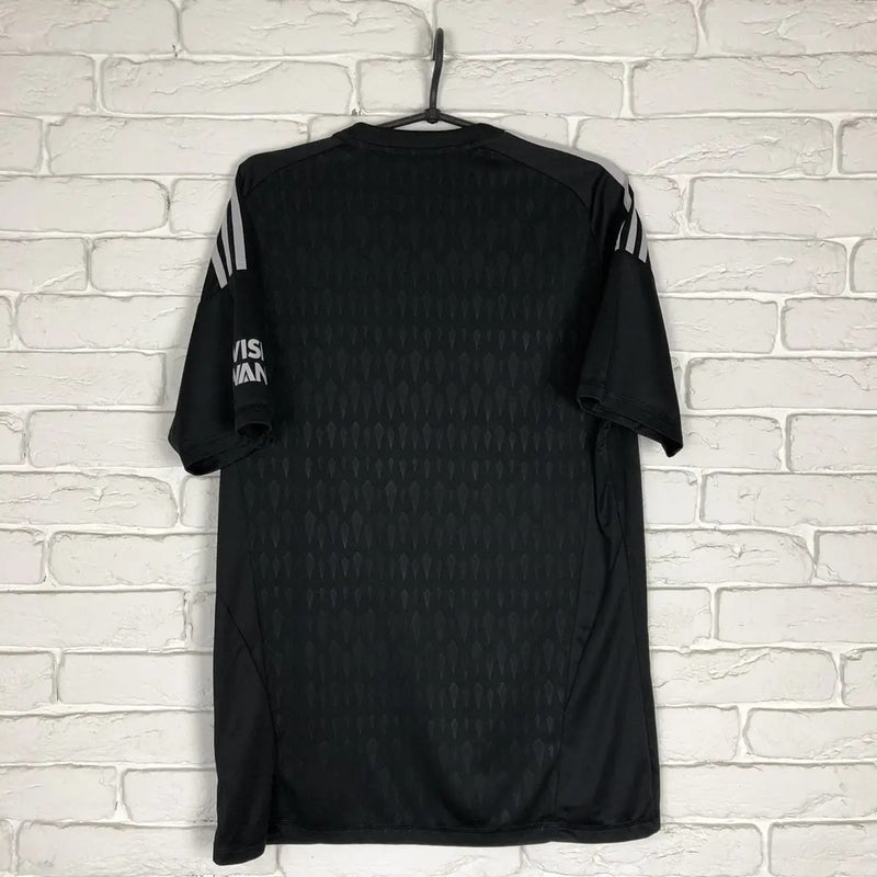 PLAYER ARSENAL 23/24 Black GOALKEEPER Shirt Jersey   030611 - TUZZUT Qatar Online Shopping