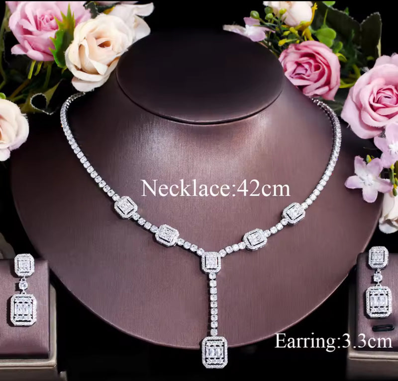 ThreeGraces Geometric Square Earrings Necklace S4684104 - TUZZUT Qatar Online Shopping