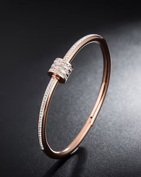 Diamond-Studded Rose Gold Bracelet DN2113 - TUZZUT Qatar Online Shopping