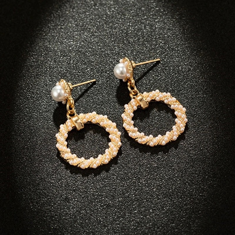 Circle Rhinestone Pearl Fashion Earrings S4629214 Circle Rhinestone Pearl Fashion Earrings S4629214