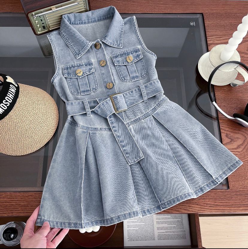 New Stylish Teenager Girls Jean Dress 540139 (100cm) New Stylish Teenager Girls Jean Dress 540139 (100cm)