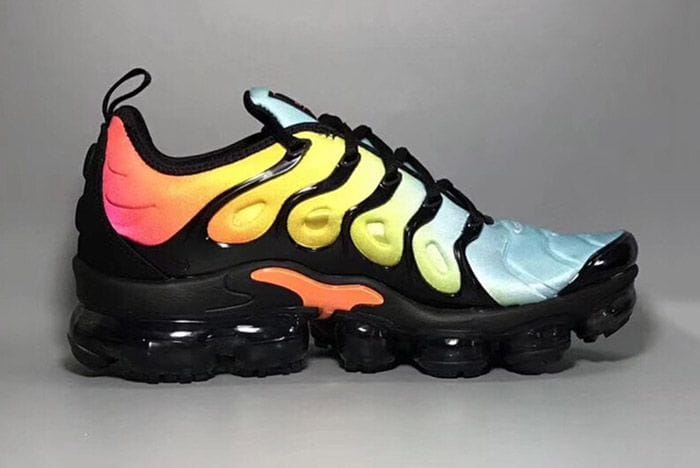 Air VaporMax Plus Women’s Tropical Sunset Multicolor B751124 Air VaporMax Plus Women’s Tropical Sunset Multicolor B751124