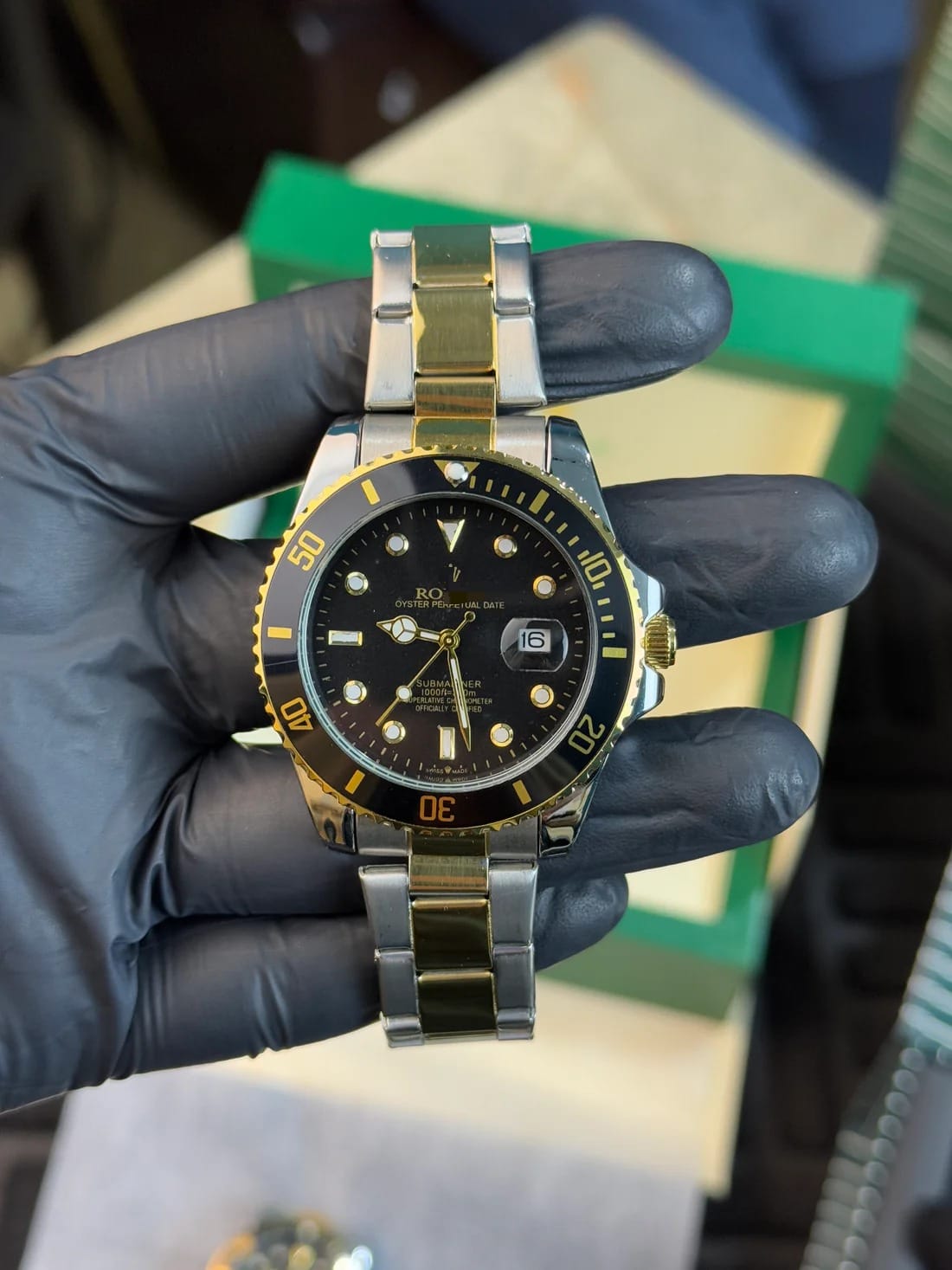 Submariner Black Date Two Tone Watch RLX002 Submariner Black Date Two Tone Watch RLX002