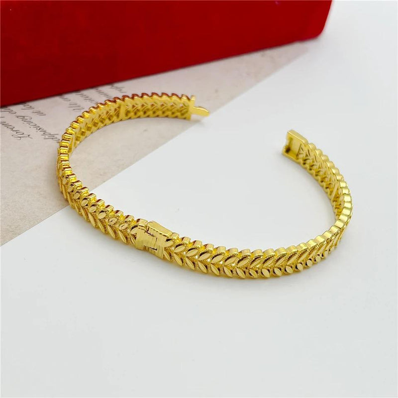 1pc Gold Color Bangle For Women Model-09