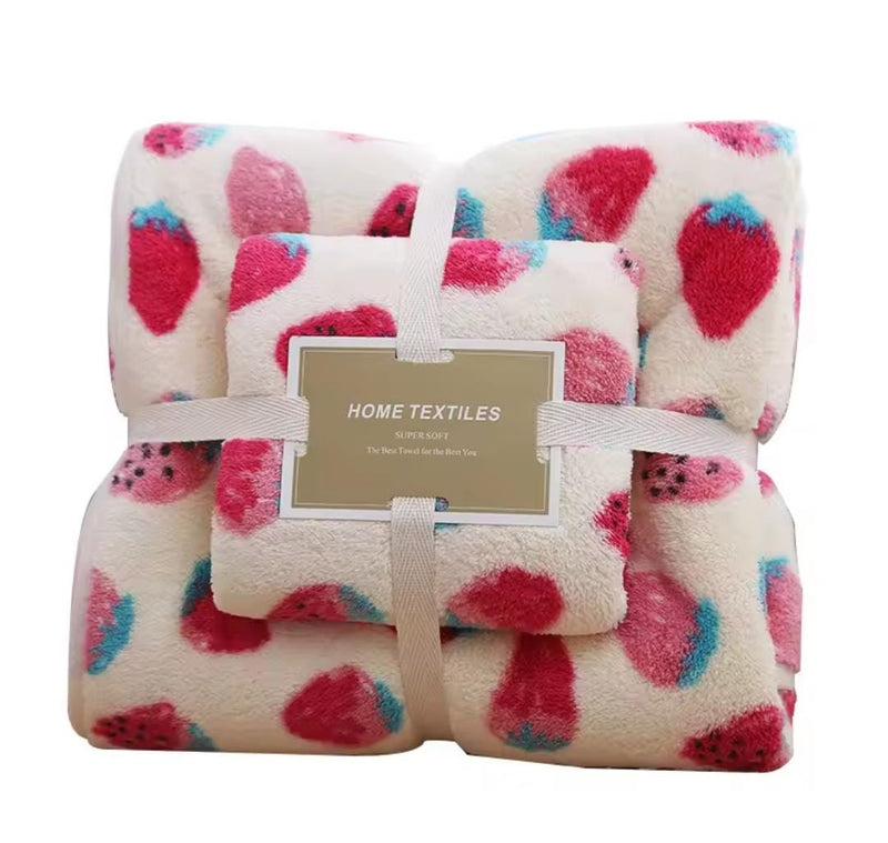 Strawberry Bath Towel Hand Towel   482484 - TUZZUT Qatar Online Shopping
