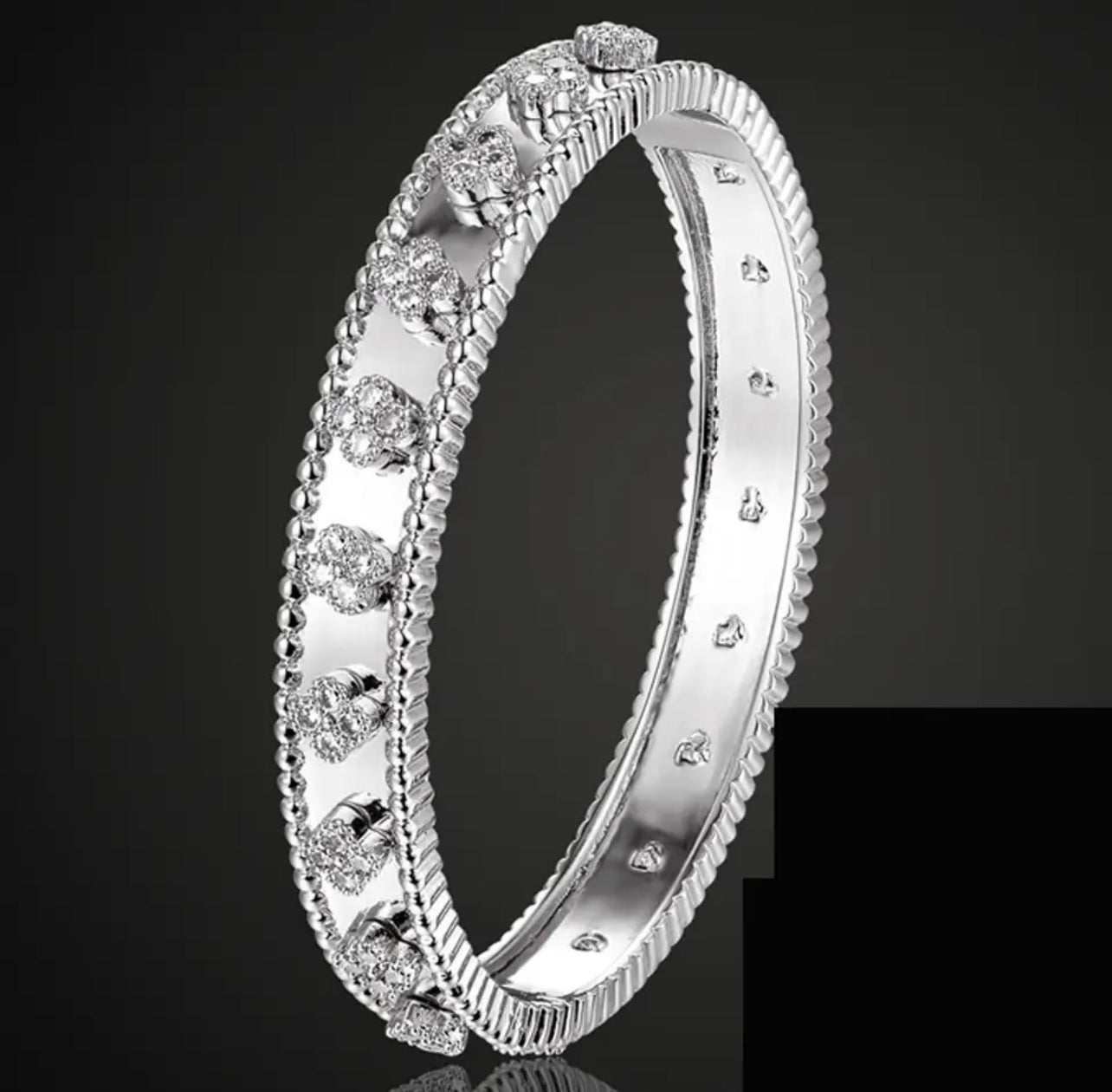 Luxury Flower Bracelet X5114148 Luxury Flower Bracelet X5114148