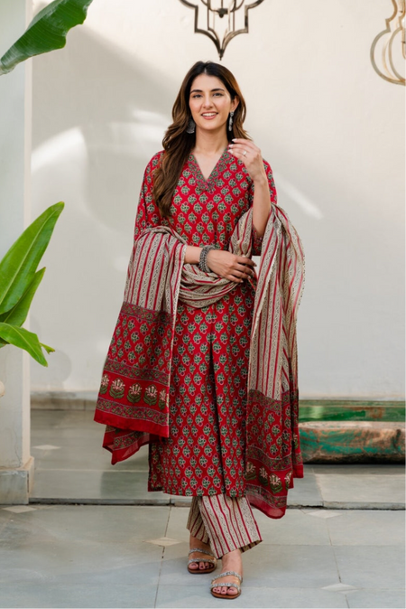 Women Cotton Mix Kurta Pant Dupatta Set - TPS300