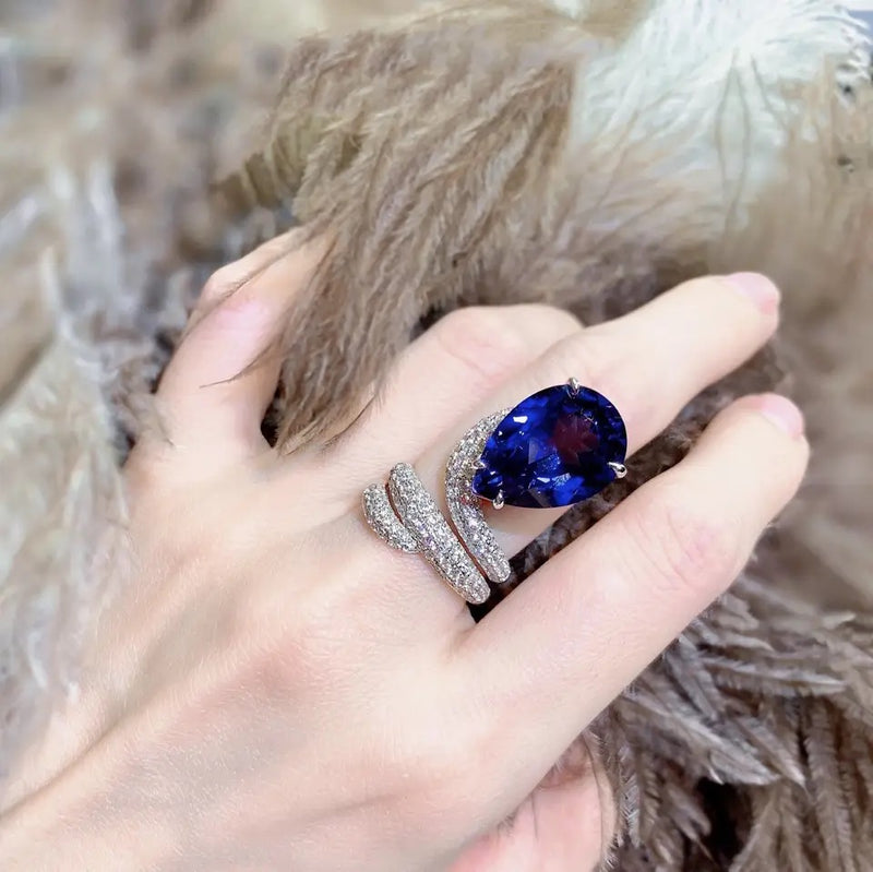 Women's Retro Elegant Dark Blue Drop-shaped Gemstone Irregular Winding Open Ring S4506422 - TUZZUT Qatar Online Shopping