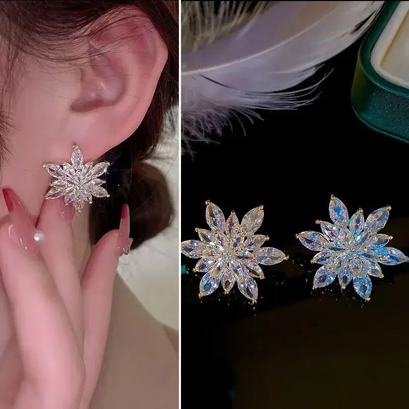 Big Plant Luxury Stud Earrings with Bling Zircon Stone for Women S4837380 Big Plant Luxury Stud Earrings with Bling Zircon Stone for Women S4837380