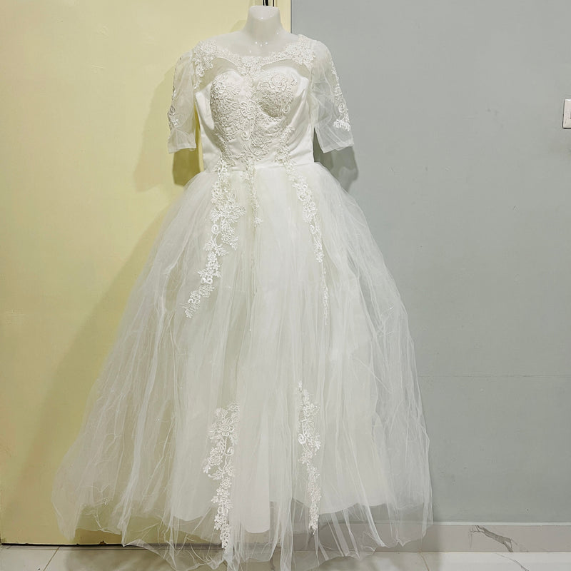 Brides Ball Gowns Lace Embroidery Half Sleeve Fashion Classic V Neck Wedding Dresses S47435 - TUZZUT Qatar Online Shopping