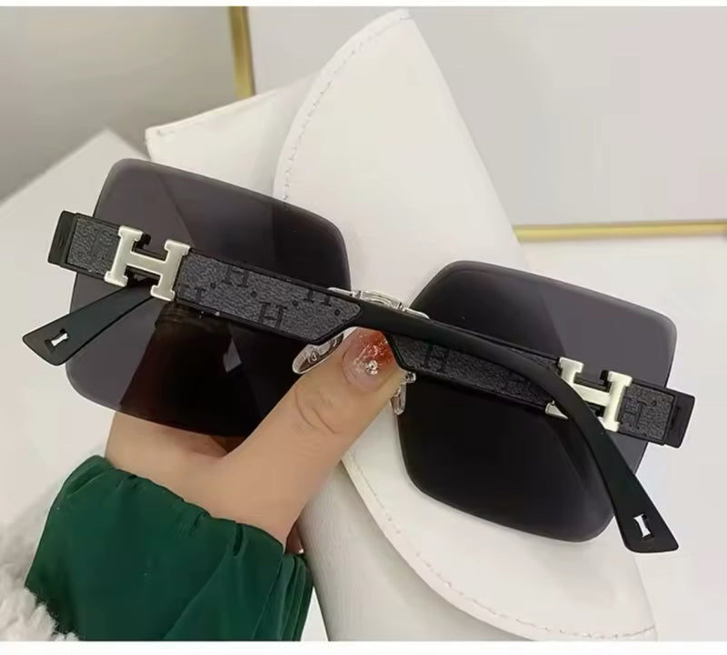 Fashion Style Sunglasses Woman Square Shape UV400 Protection Women Sun glasses B-294070