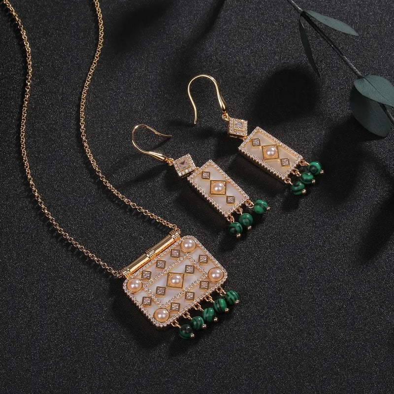 Women style with gemstone Fashionable shell necklace&earring set - Tuzzut.com Qatar Online Shopping