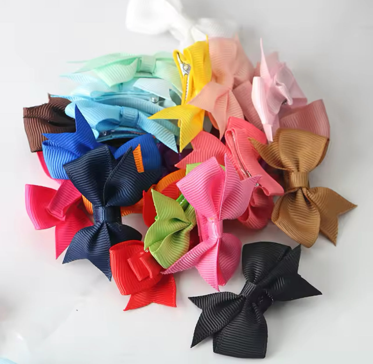 20pcs Kid's Hairclips Random Colors 177505 20pcs Kid's Hairclips Random Colors 177505