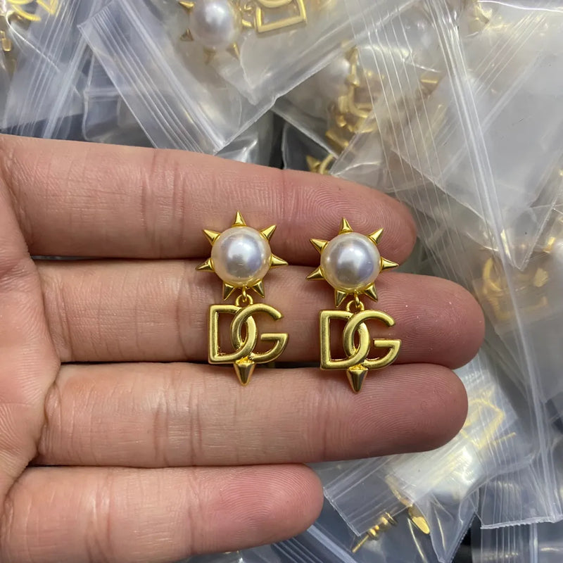DG Letter Womens Earrings S074266 - TUZZUT Qatar Online Shopping