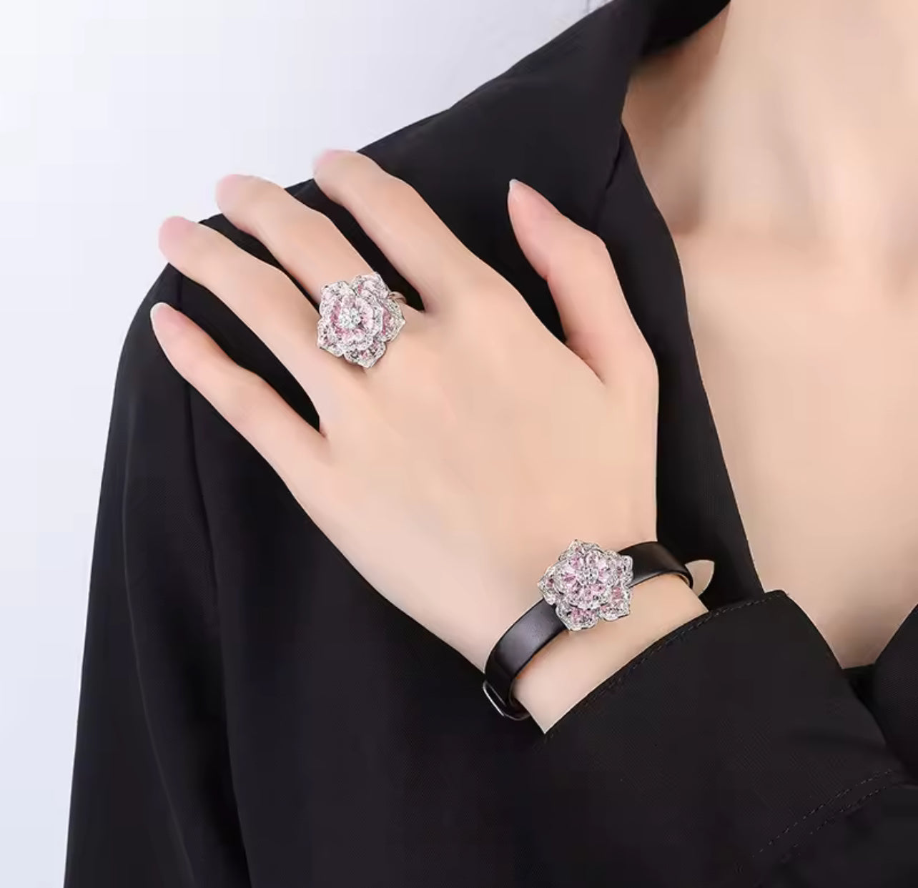 Inlaid Diamond Flower Belt Bracelet Pink Zircon Camellia Ring S4976227 Inlaid Diamond Flower Belt Bracelet Pink Zircon Camellia Ring S4976227