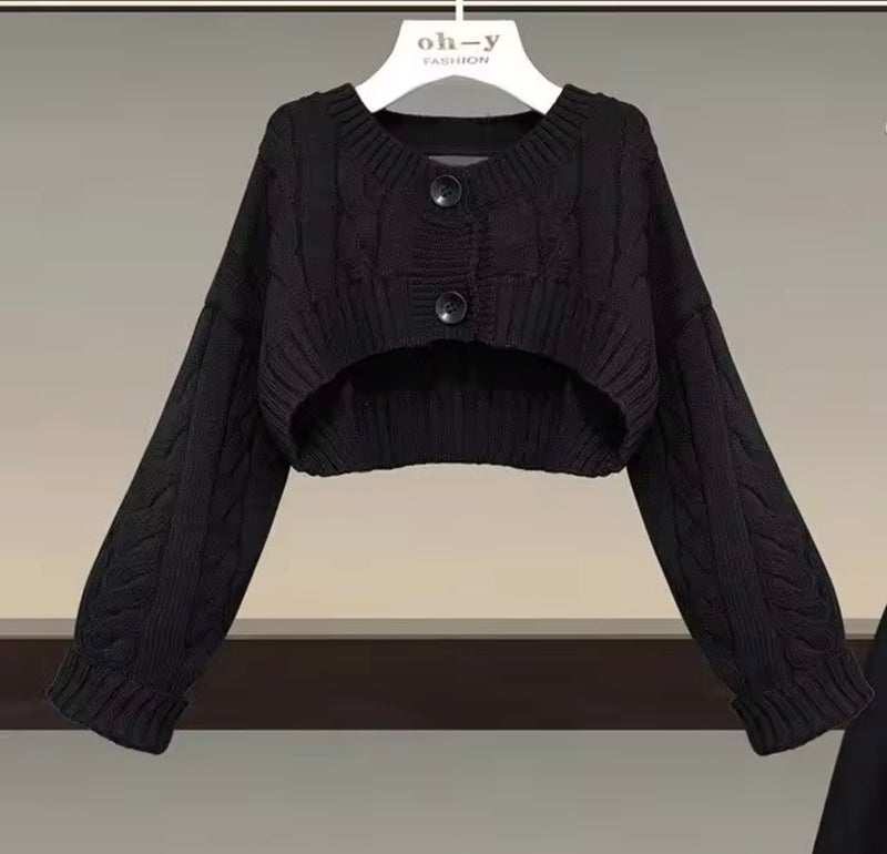 Korean Fashion Age Reduction Women's Casual Top 28565 - TUZZUT Qatar Online Shopping