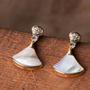 Heaven Zircon and Shell Earrings ER52 - TUZZUT Qatar Online Shopping