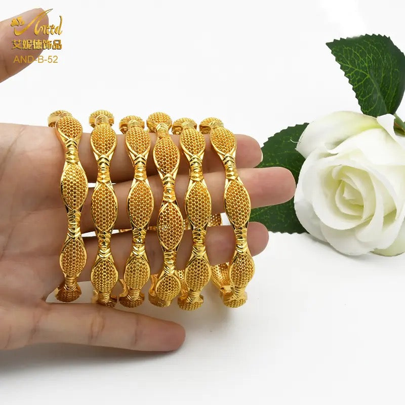 1pc Women's Hand Bracelets Gold Color Exquisite Round Cuff Bangle Bracelet S3980979 - TUZZUT Qatar Online Shopping