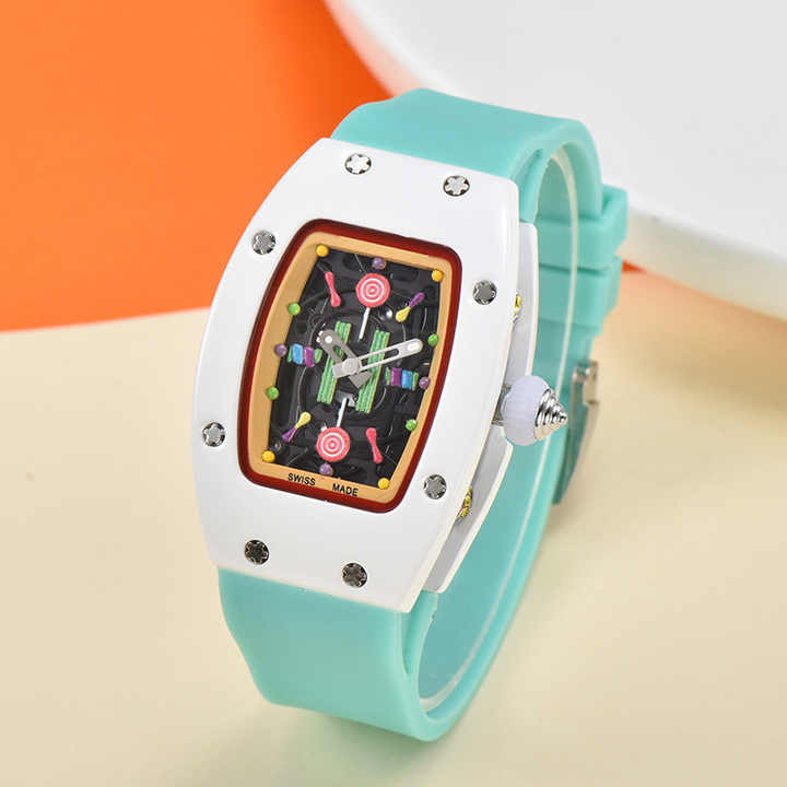 Lady Girl Quartz Wristwatch W4176 Lady Girl Quartz Wristwatch W4176
