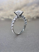 Daimond With Side Stone Ring FR33 - TUZZUT Qatar Online Shopping