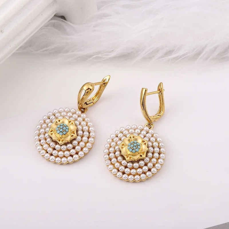 Women Fashion Gold Necklace Earring Set S4674502 - TUZZUT Qatar Online Shopping