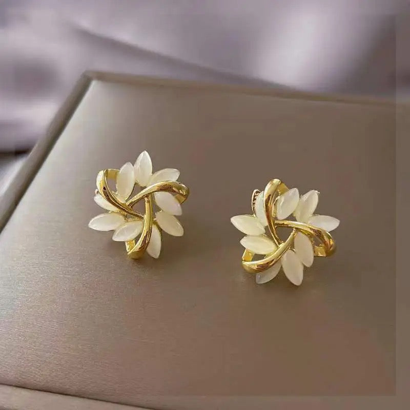 Circle Stud Earrings For Woman Classic Jewelry Girl’s Fashion
